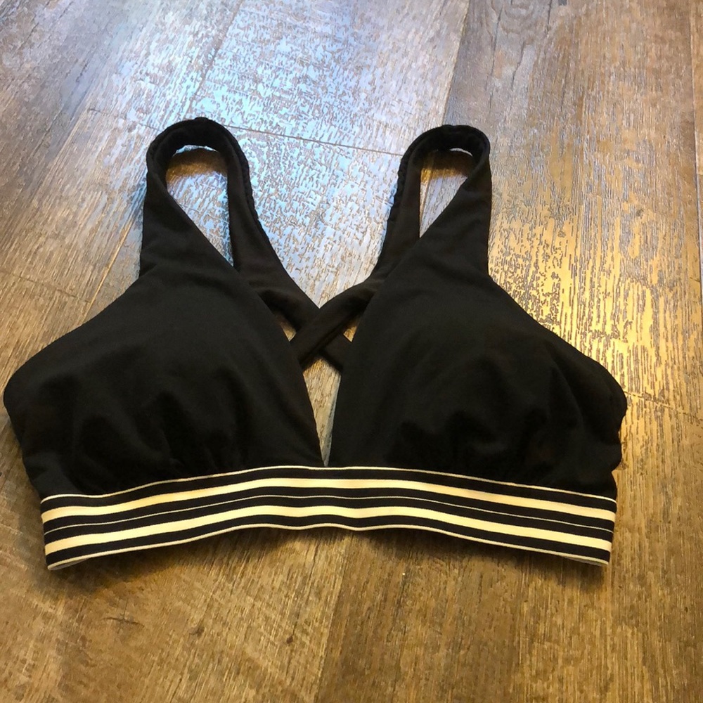 Athleta Gold Coast Solid Bikini Top- small